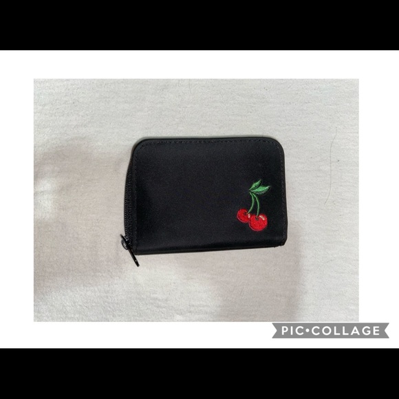 Cherry design wallet - Picture 1 of 4
